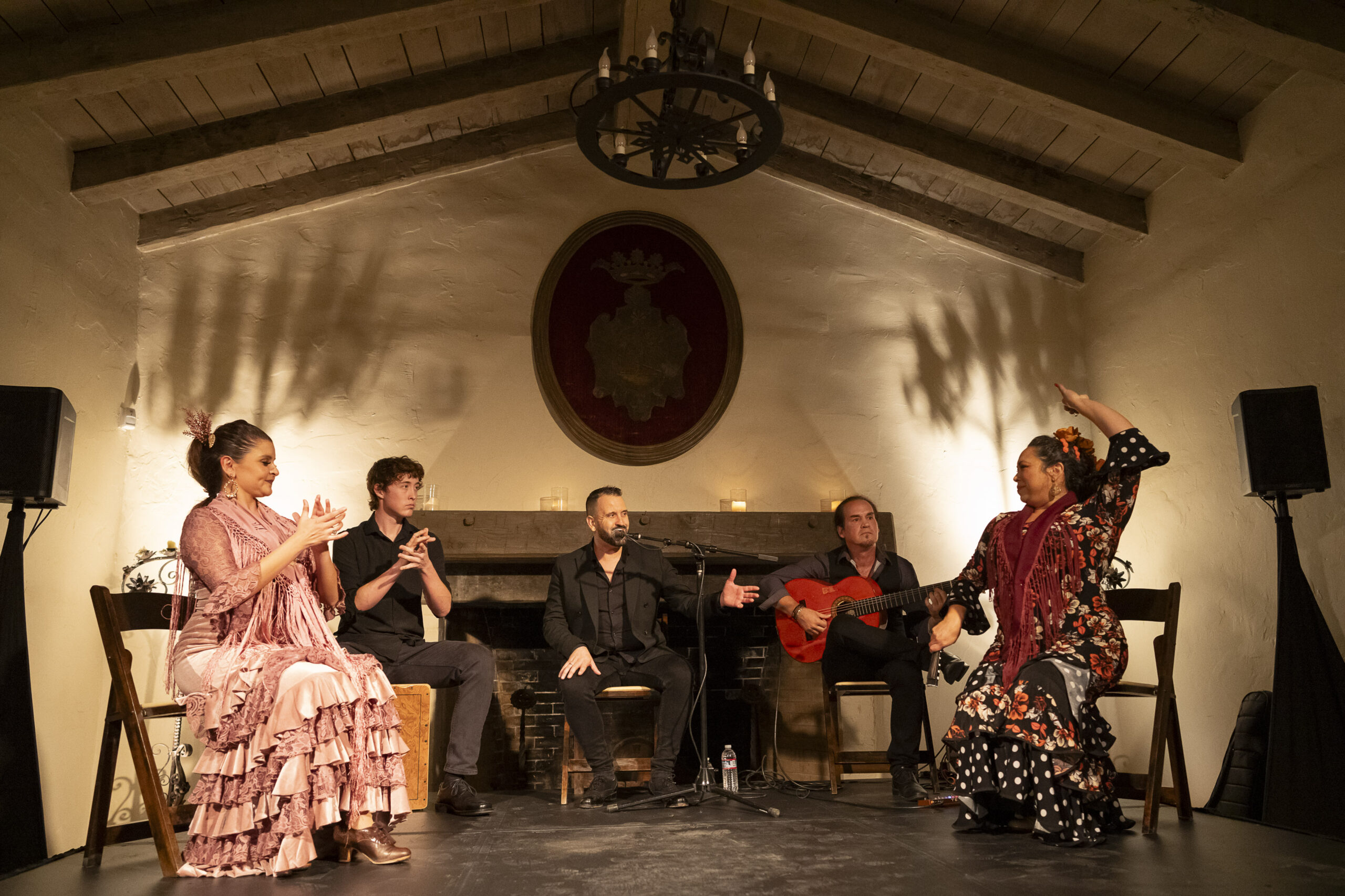 Flamenco Íntimo, a lively performance by dancer, singer and artistic director Manuel Gutierrez (Cordoba, Spain), dancer Vanessa Albalos (Chihuahua, Mexico, guitarist Alex Jordan (Habana, Cuba), and guest artist dancer Amanda Cuevas. Covarrubias Adobe, Santa Barbara Historical Museum. November 9, 2023. Photo: ©2023 Isaac Hernández de Lipa/IsaacHernandez.com
